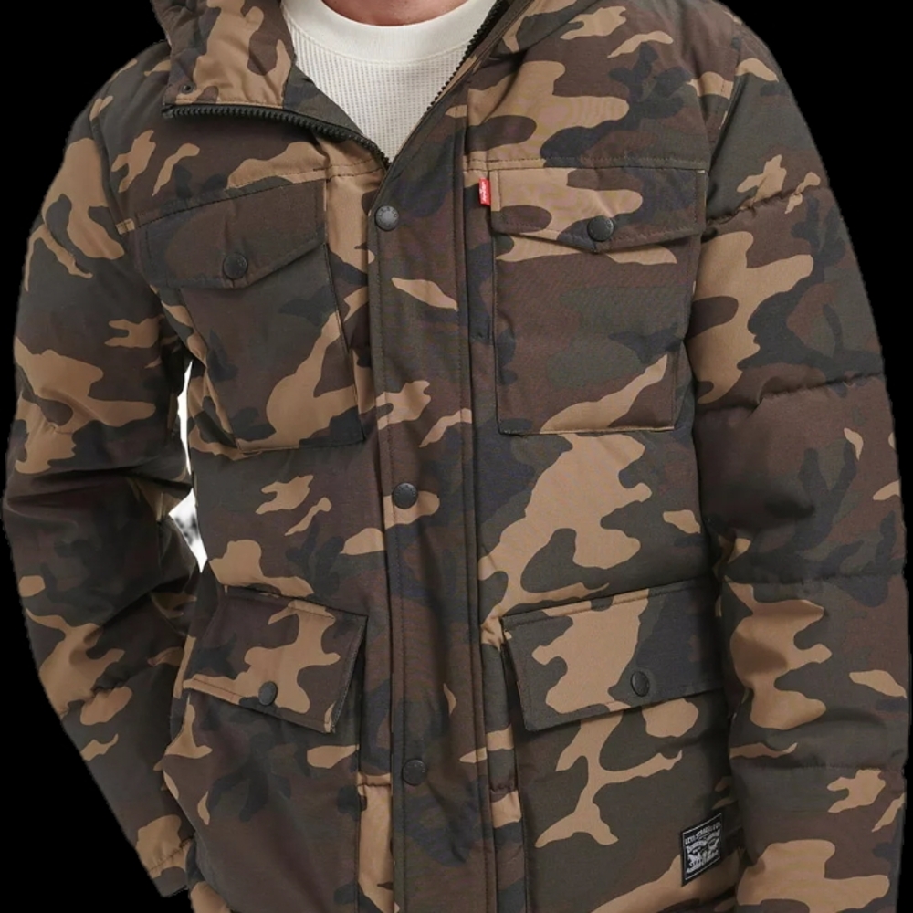 Levi's Men's Camouflage Puffer Jacket